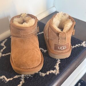 UGG Kids Chestnut Boots